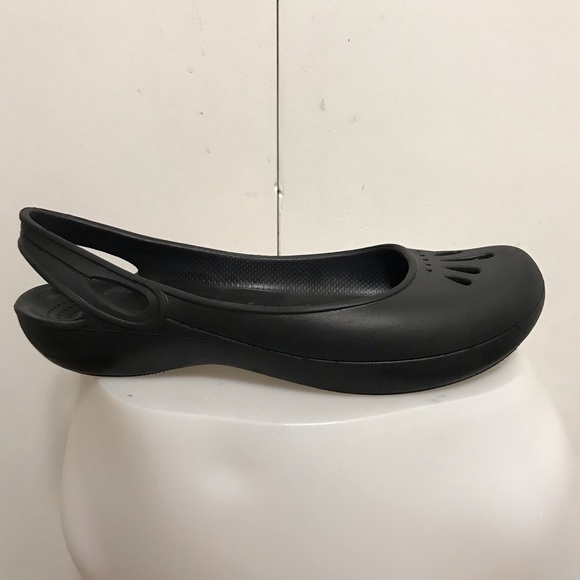 Crocs Black Sandals Size 10W - Picture 3 of 8